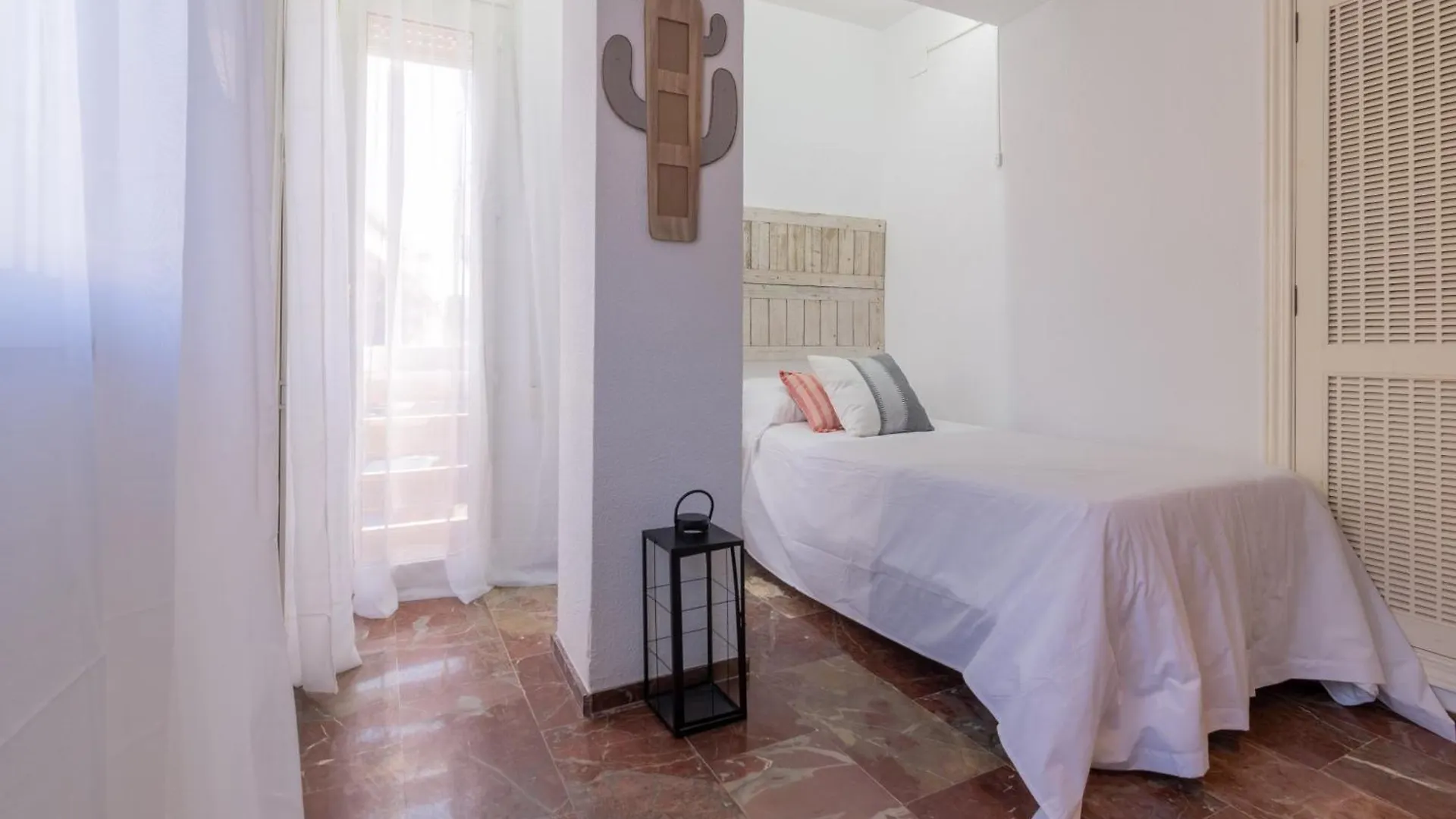 Apartamento Aloha Ohana Cordoba 0*,  Spain