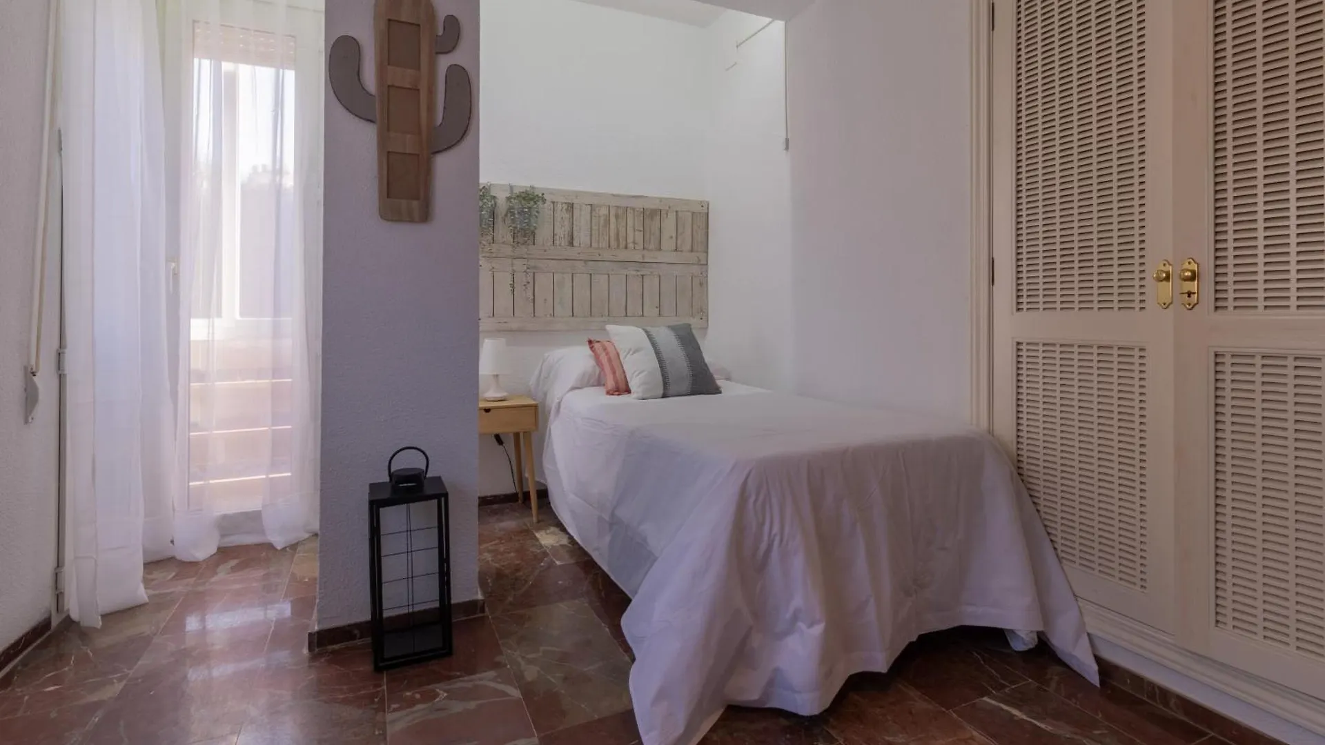 Apartment Apartamento Aloha Ohana Cordoba Spain